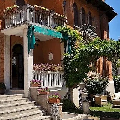 Villa Albertina Lido di Venezia 2*,