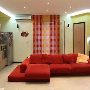 Myhouse , Aeroporto di Catania Fontana Rossa Italia